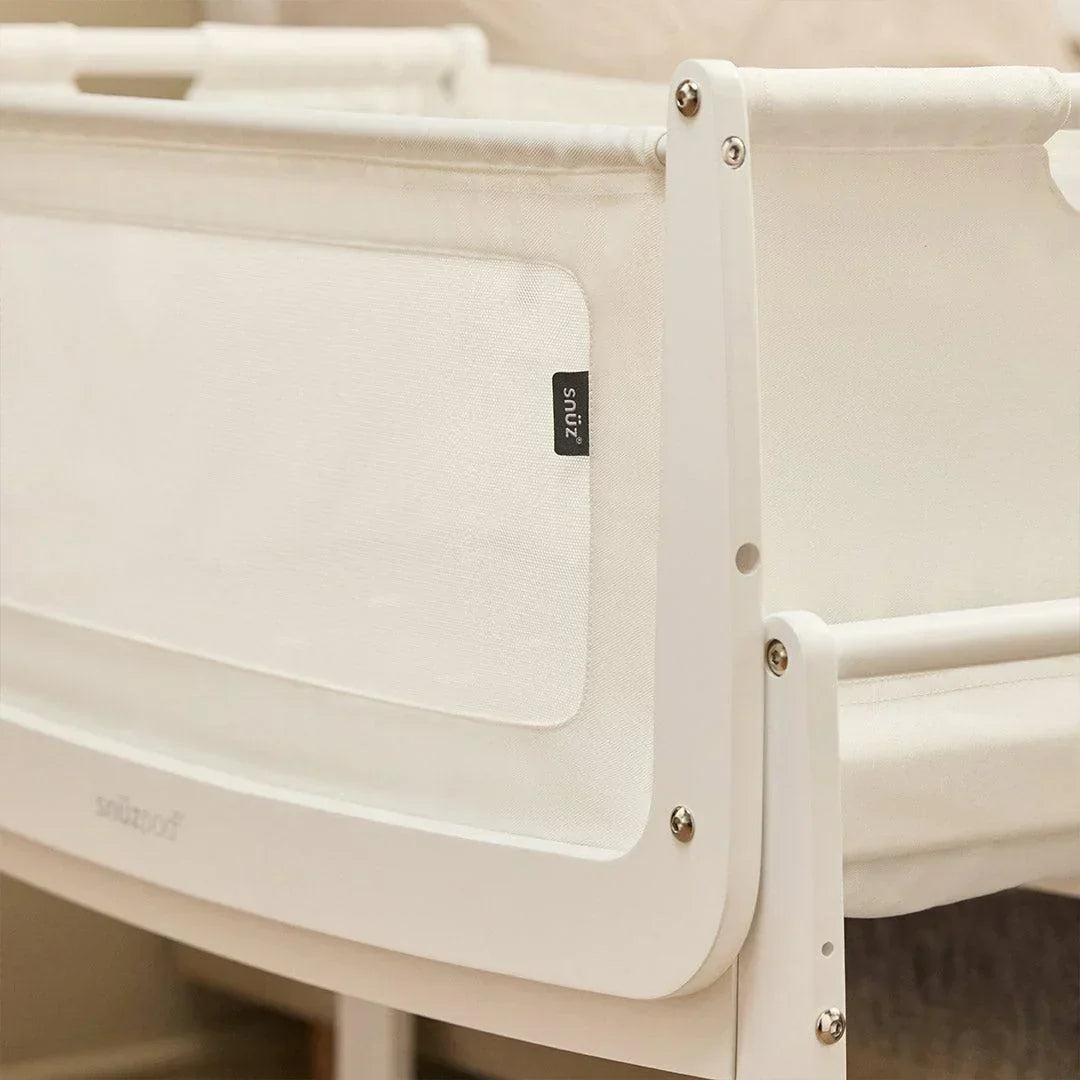 SnuzPod5 Bedside Crib - White